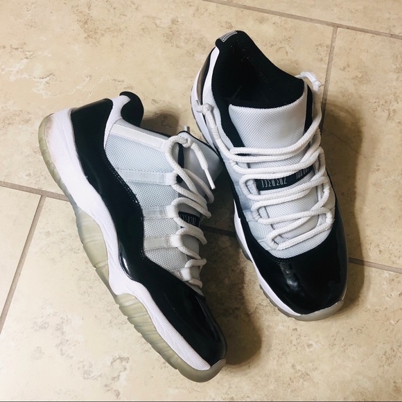 Jordan 11 Retro Low Concord
